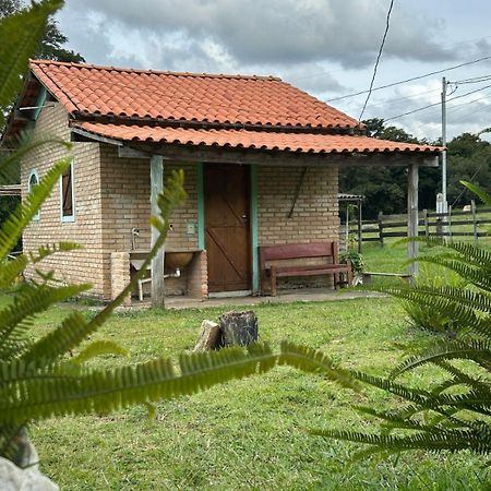Chales E Camping Taquaral São Tomé das Letras Exterior photo